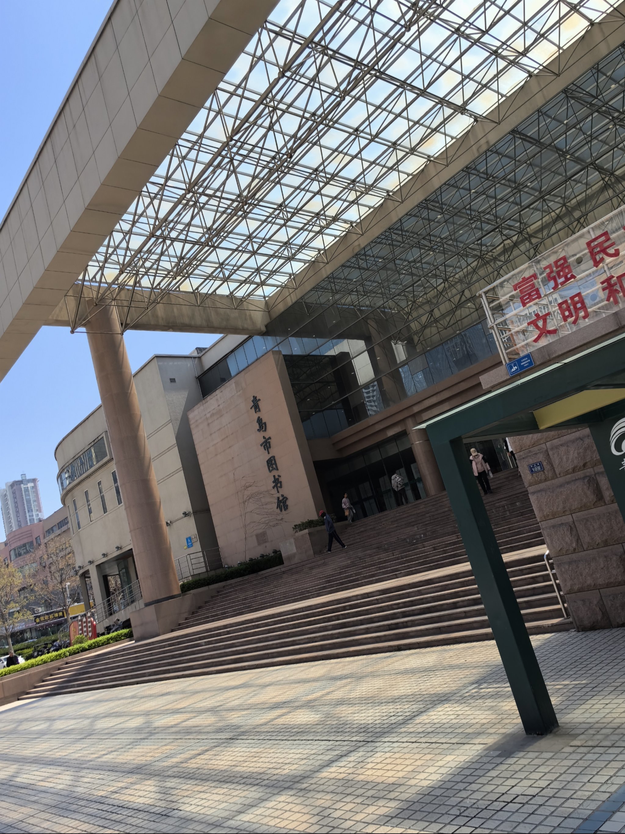 大连贵金属交易中心(大连贵金属交易中心在哪里呢)