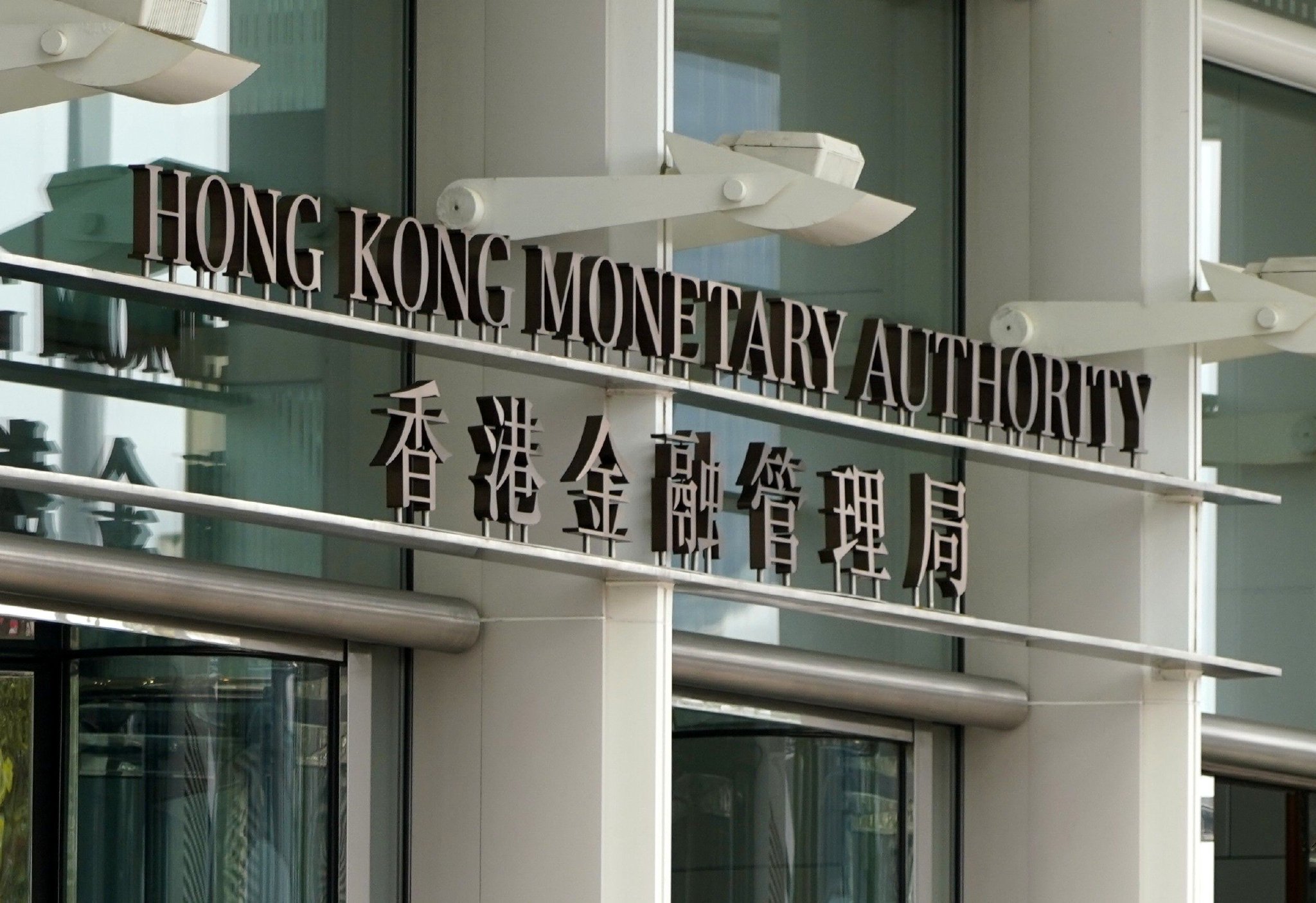 香港贵金属交易所(香港贵金属交易所交易时间)
